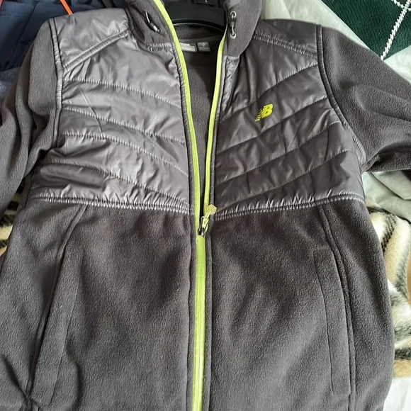 New Balance Jacket EUC - Picture 3 of 3